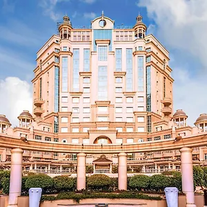 Swissotel Al Murooj 阿拉伯联合酋长国
