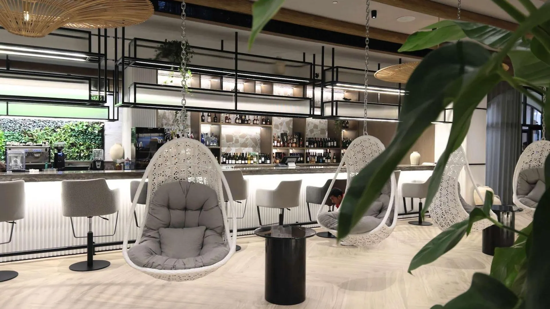 מלון דובאי Ibis World Trade Centre