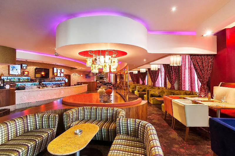 Ibis World Trade Centre Hotell Dubai 3*,